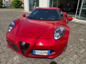 Bild 2/5 von Alfa Romeo 4C (2018)