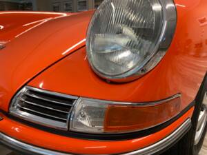 Image 3/22 de Porsche 911 2.0 L (1968)