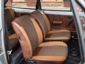Image 34/36 of Ford Fiesta (1977)