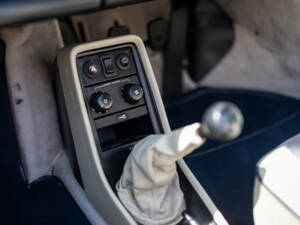 Bild 38/44 von Porsche 911 Turbo 3.3 (1989)