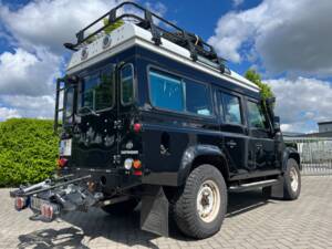 Image 2/93 of Land Rover Defender 110 (2014)