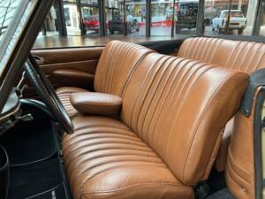 Imagen 21/31 de Citroën DS 21 Usine (1970)