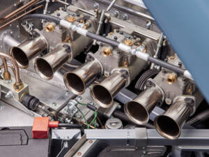 Imagen 19/31 de Jaguar D-Type (2019)