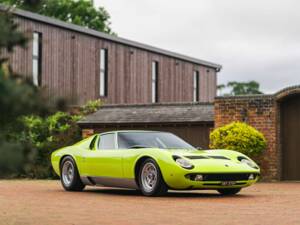 Bild 4/30 von Lamborghini Miura P 400 S (1968)