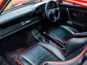 Image 35/45 de Porsche 911 Carrera RS (1990)