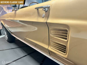 Image 21/46 of Ford Mustang 390 (1967)