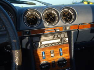 Image 80/87 of Mercedes-Benz 280 SL (1982)