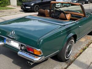 Afbeelding 18/69 van Mercedes-Benz 280 SL (1971)