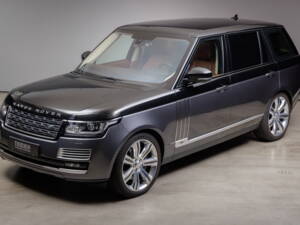 Image 1/34 of Land Rover Range Rover V8 SV Autobiography (2015)