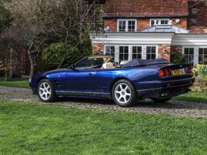 Imagen 28/41 de Aston Martin V8 Volante (1998)
