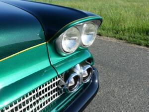 Image 19/42 of Chevrolet Bel Air Coupe (1958)