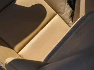 Imagen 26/37 de BMW 325Ci (2002)
