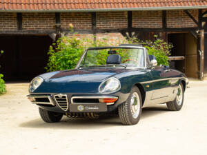 Image 2/83 de Alfa Romeo 1750 Spider Veloce (1969)