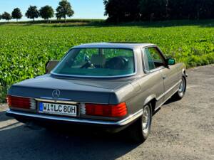 Image 8/196 de Mercedes-Benz 380 SLC (1980)