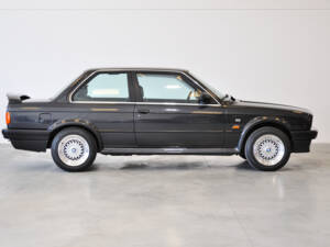 Imagen 39/40 de BMW 325ix (1989)