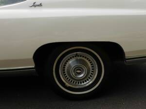 Image 17/41 of Chevrolet Impala Convertible (1971)