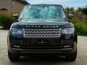 Immagine 11/50 di Land Rover Range Rover Autobiography SDV8 (2013)