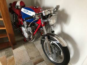 Image 1/18 de MV Agusta DUMMY (1973)