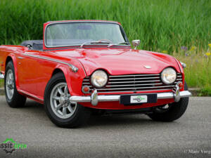 Image 11/35 of Triumph TR 5 PI (1968)