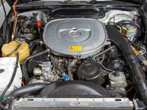 Image 20/20 of Mercedes-Benz 560 SL (1987)