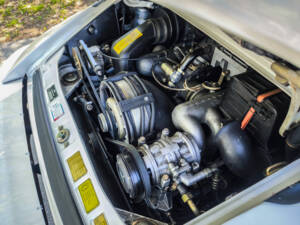 Image 33/36 of Porsche 911 Carrera 3.2 (1985)