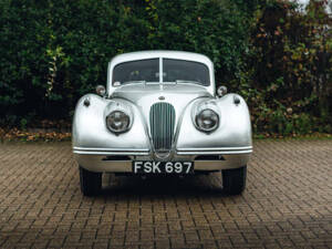 Immagine 7/43 di Jaguar XK 120 FHC (1952)