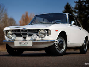 Bild 4/42 von Alfa Romeo Giulia 1600 Sprint GT Veloce (1967)