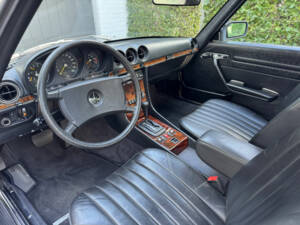 Imagen 5/6 de Mercedes-Benz 500 SL (1983)