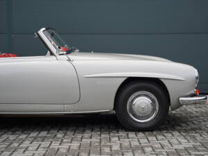 Image 24/50 of Mercedes-Benz 190 SL (1960)