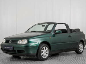 Bild 1/50 von Volkswagen Golf III Cabrio 1.8 (1998)