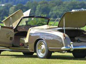 Bild 27/50 von Bentley S 1 Continental Drophead Coupé (1958)