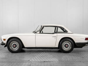 Image 11/50 of Triumph TR 6 (1973)