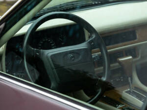 Image 14/50 of Jaguar XJS 6.0 (1993)