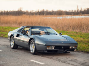 Bild 6/22 von Ferrari 328 GTS (1987)