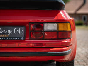 Image 16/36 de Porsche 944 (1987)