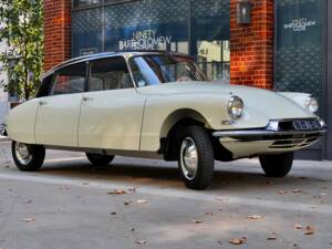 Afbeelding 67/77 van Citroën DS 19 (1958)