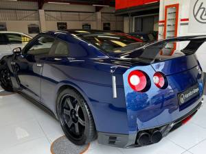 Image 9/45 of Nissan GT-R (2011)