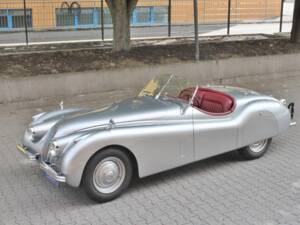 Imagen 2/18 de Jaguar XK 120 OTS (1954)