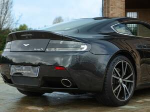 Afbeelding 10/50 van Aston Martin V8 Vantage S (2013)