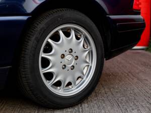Afbeelding 17/21 van Mercedes-Benz SL 320 (1996)