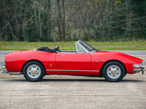 Image 17/39 of FIAT Dino 2400 Spider (1970)