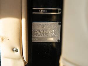 Image 32/39 de Bentley Azure Mulliner (2001)