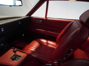 Bild 11/22 von Aston Martin DBS V8 (1971)