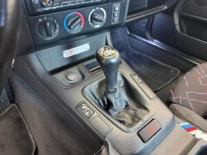 Bild 14/22 von BMW 318ti Compact (1997)
