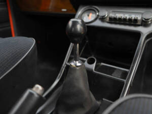 Immagine 25/39 di Ford Escort RS 2000 (1974)