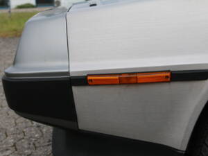 Image 36/92 of DeLorean DMC-12 (1982)