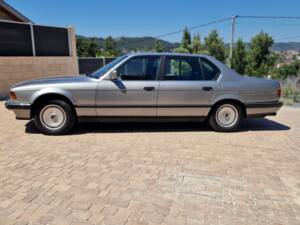 Image 16/40 of BMW 750iL (1989)