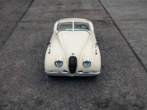 Image 2/45 of Jaguar XK 120 OTS (1950)