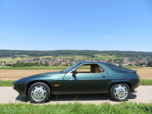 Afbeelding 3/18 van Porsche 928 S (1986)