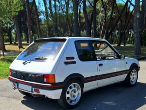 Image 4/14 of Peugeot 205 GTi 1.9 (1989)